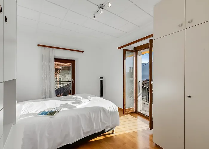 Bel Panorama 1 - Happy