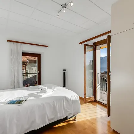 Bel Panorama 1 - Happy